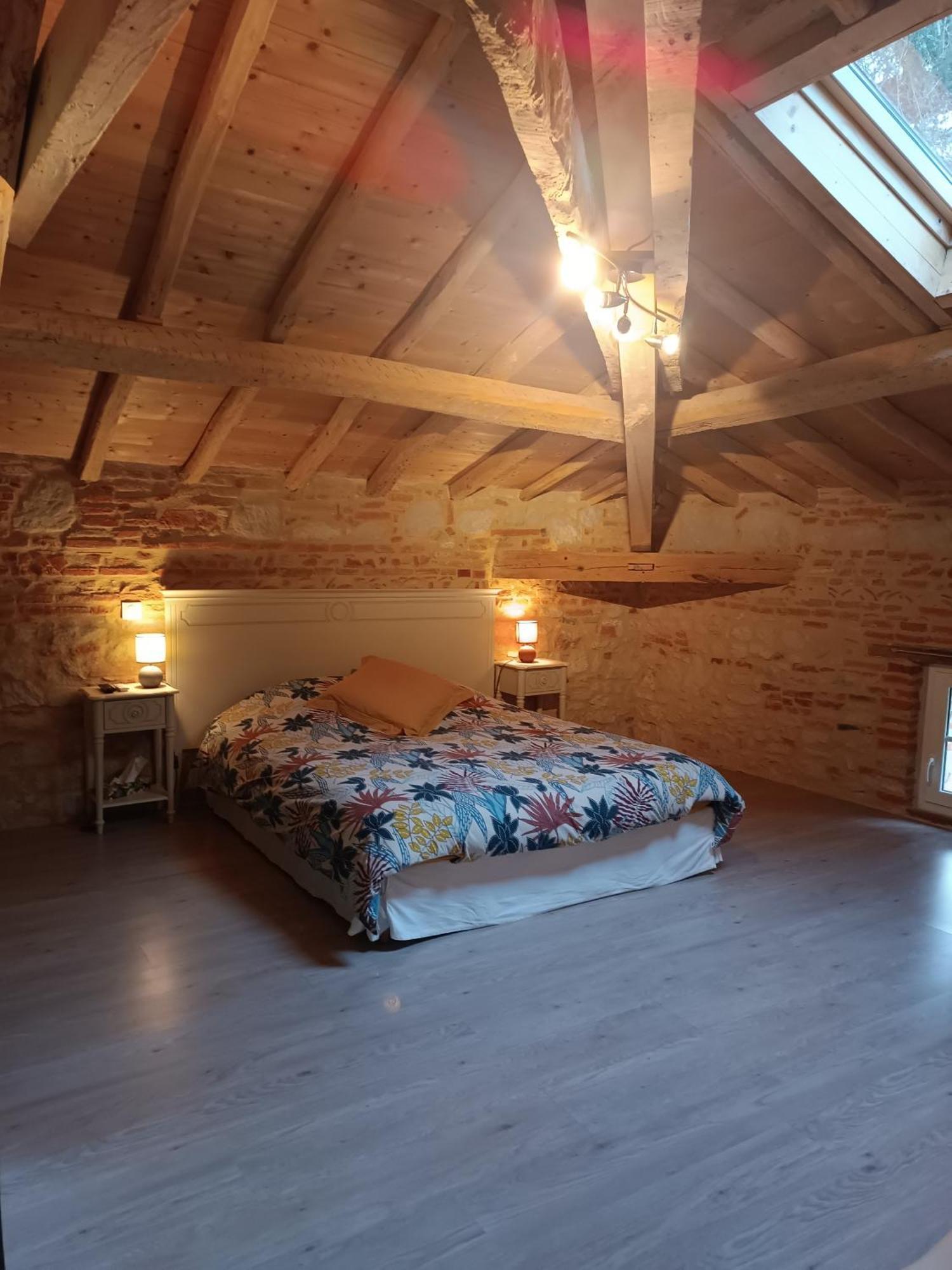 Le Jardin Des Cedres Hotell Lavaur  Eksteriør bilde