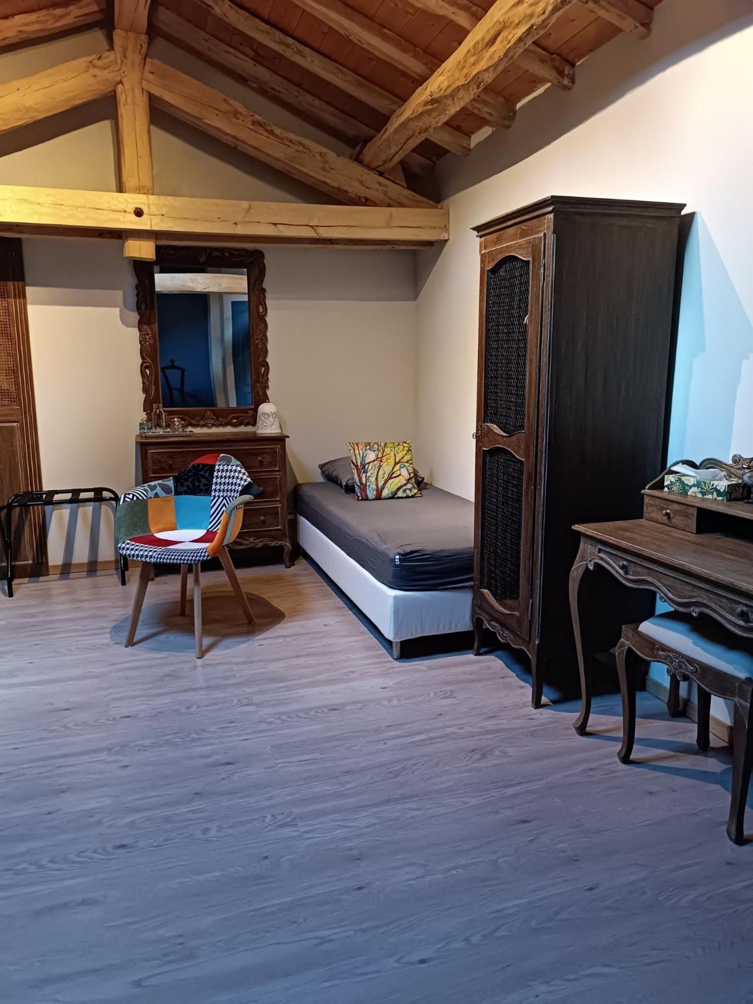 Le Jardin Des Cedres Hotell Lavaur  Rom bilde