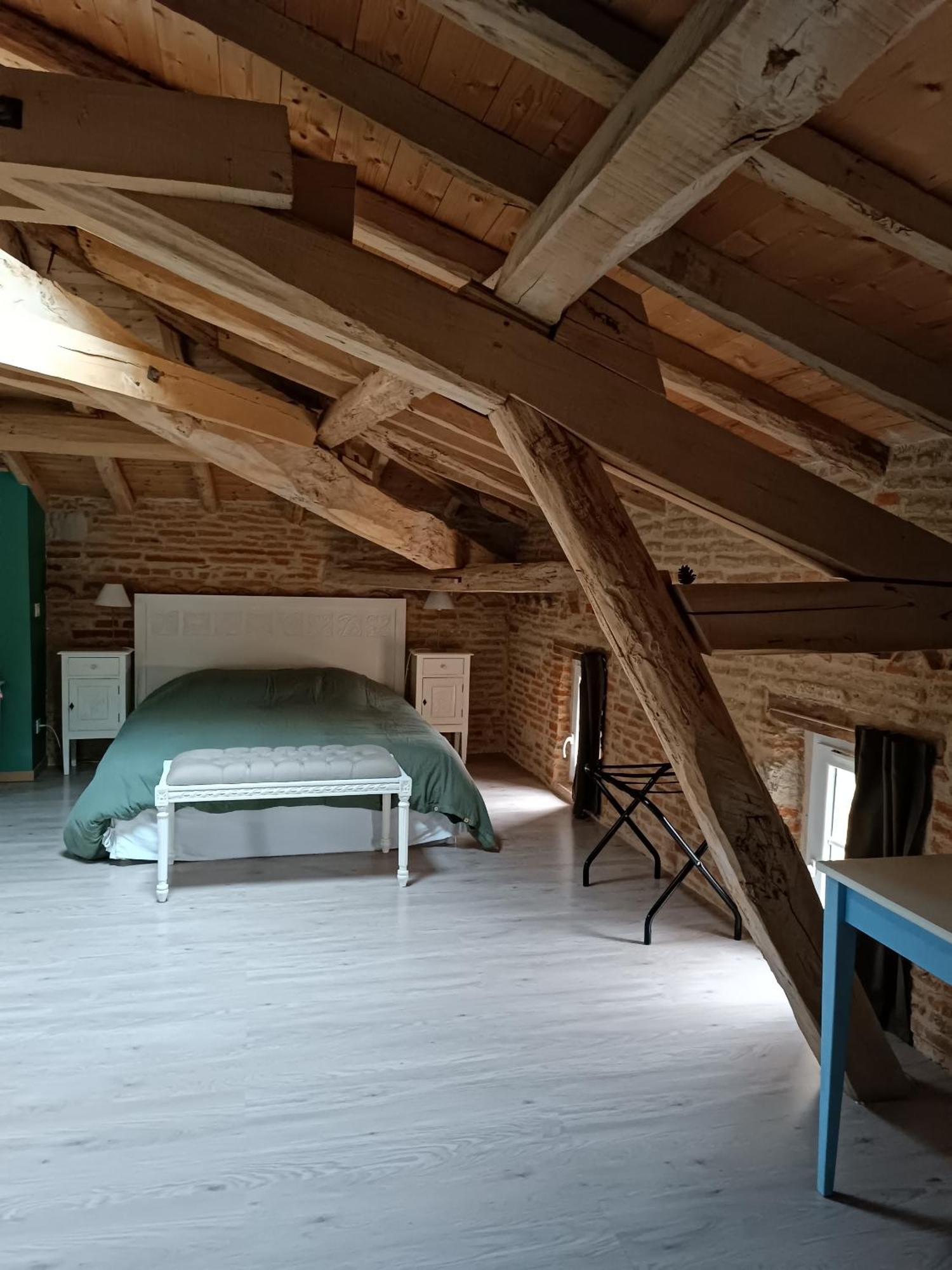 Le Jardin Des Cedres Hotell Lavaur  Rom bilde