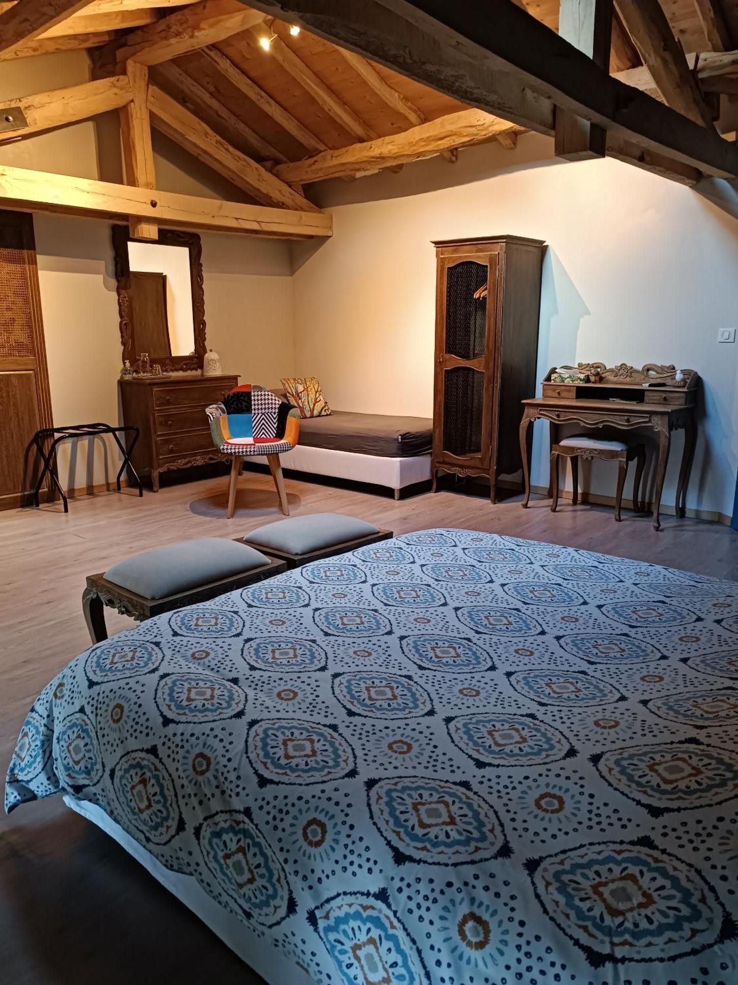 Le Jardin Des Cedres Hotell Lavaur  Rom bilde